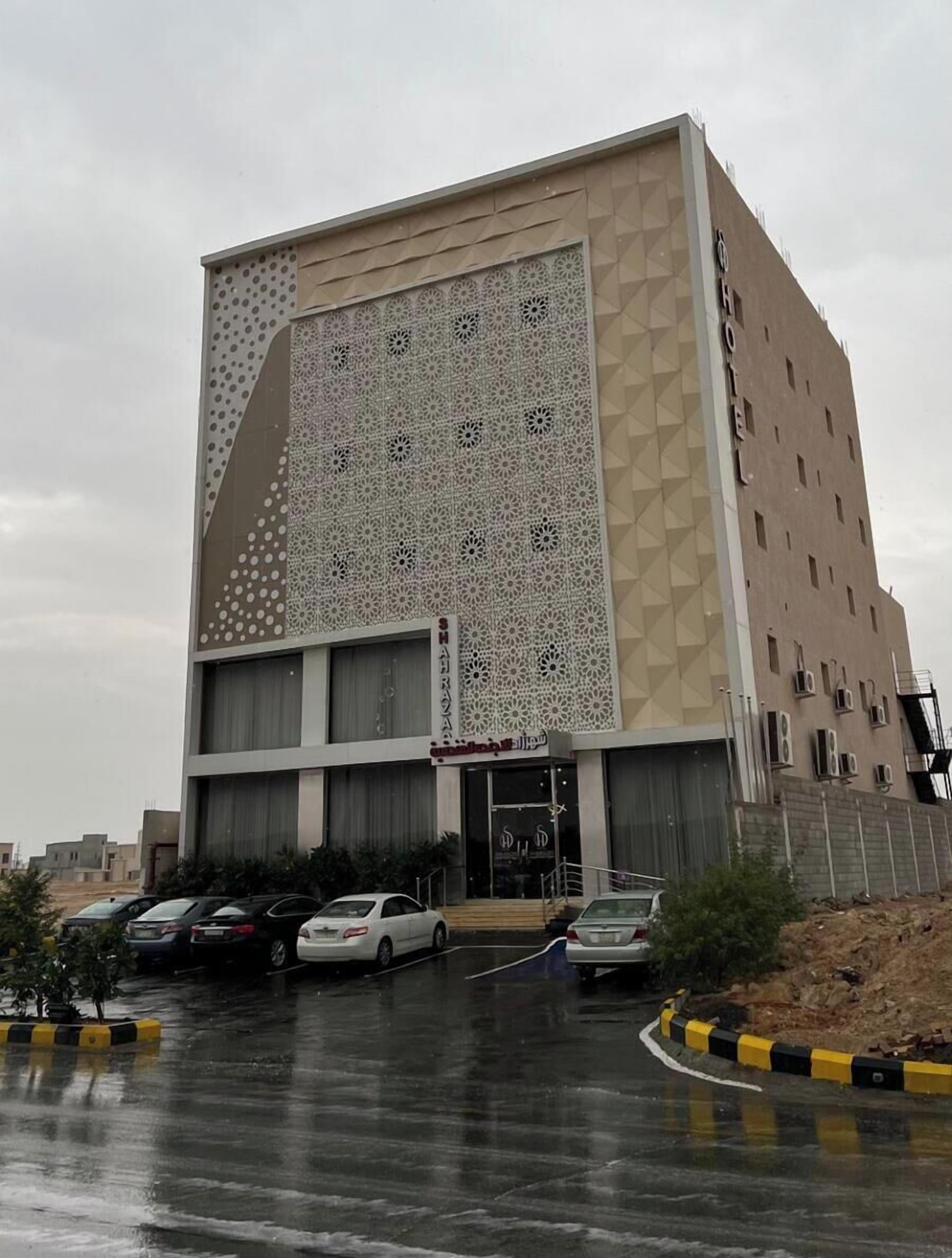 บริเวณภายนอก