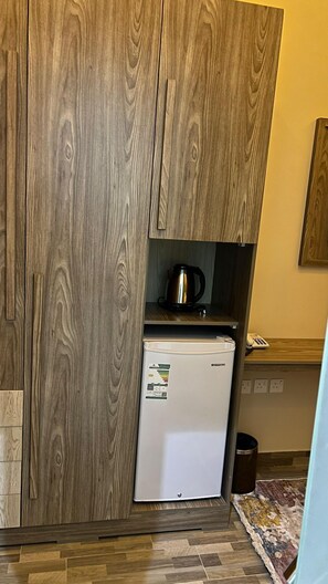 Classic Studio | In-room safe, laptop workspace, blackout drapes, soundproofing - SAMA SHAHRZAD (Hafr Al Batin)