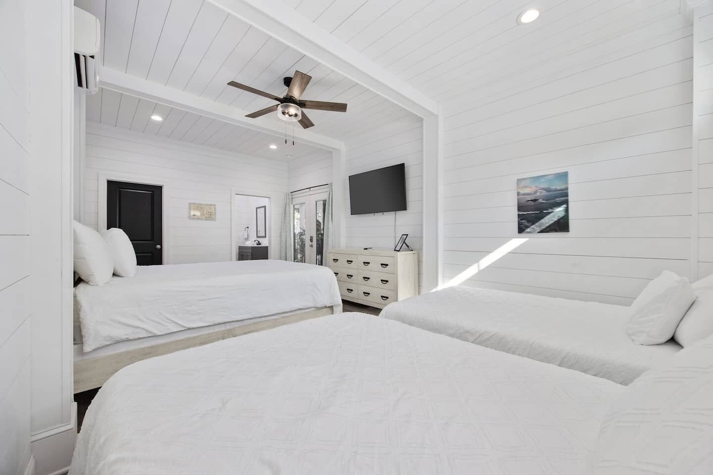 Strykejern/-brett, reiseseng for barn, wi-fi (inkludert) og sengetøy