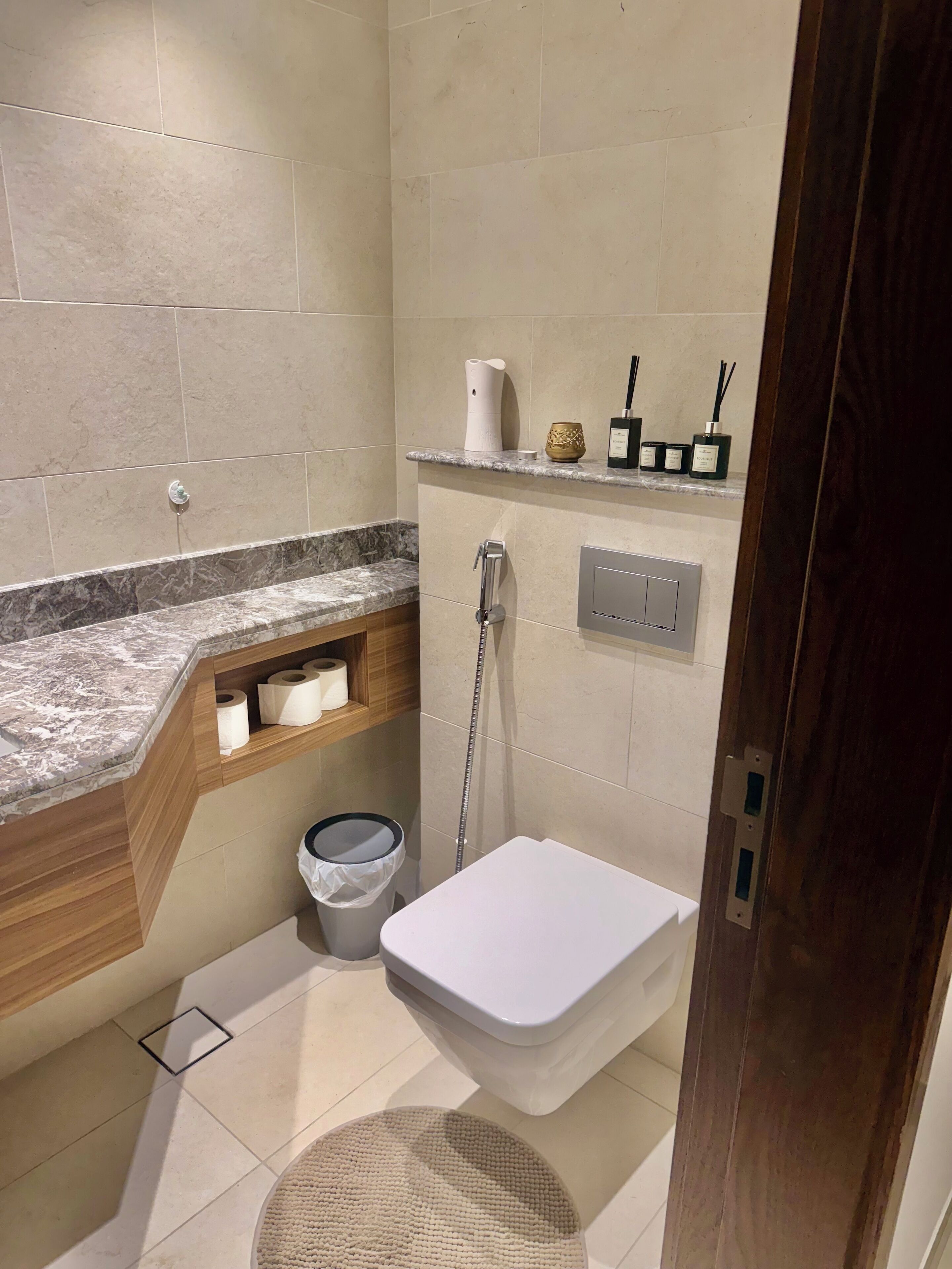 Apartamento, 1 quarto, acessível, para fumantes | Comodidades do banheiro