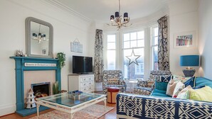 TV, DVD player - Overton | Elie | 5 Bedroom House (Elie)