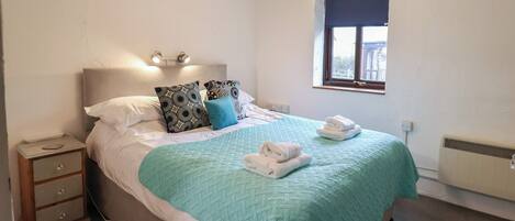 1 chambre, décoration personnalisée, ameublement personnalisé