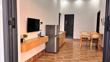 ๋น๋ผ, ์นจ์ค 2๊ฐ, ์ ์ ์ ๋ง | ๊ฑฐ์ค ๊ณต๊ฐ