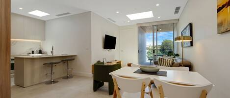 تلفزيون ذكي