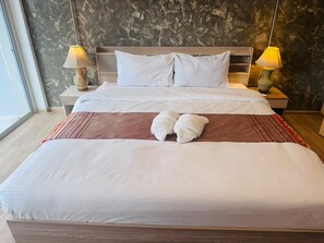 Bathroom - Global Hills Hotel (Patong)