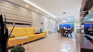 TV, offices - Seafront Apt Mellieha with Stunning Sea Views (Il-Mellieħa)