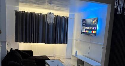 A Stunning 3 Bedroom Luxury Holiday Home