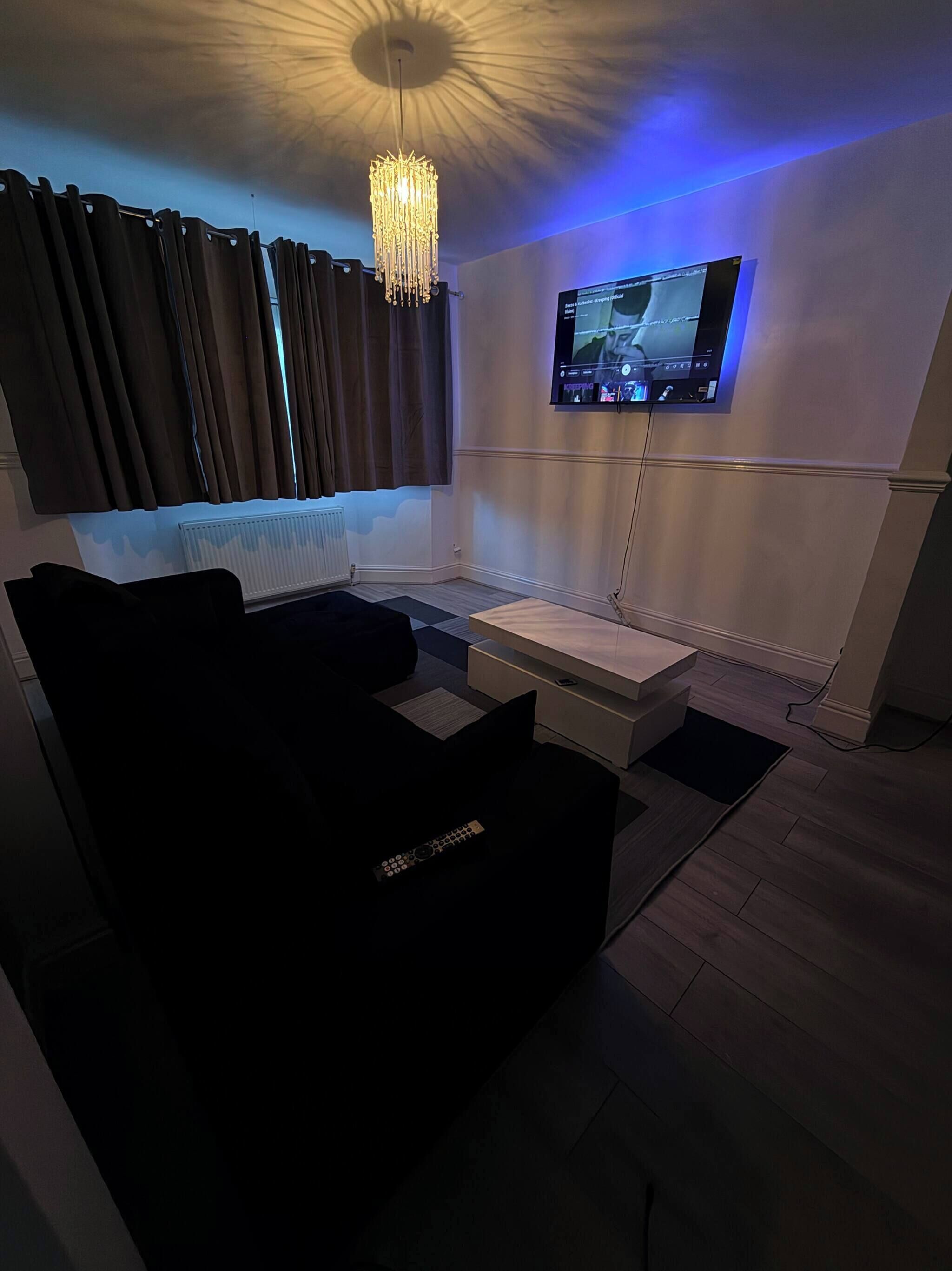 House, 3 Bedrooms, Accessible | Living room