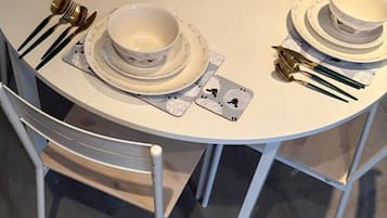 House, 3 Bedrooms, Accessible | Dining