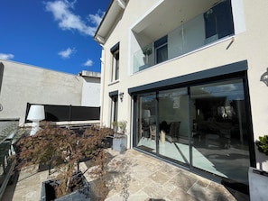 Terrace/patio - Large family home. Villa at the gateway to Paris (Soisy-sous-Montmorency)