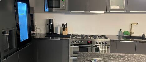 Microwave, oven, stovetop, dishwasher