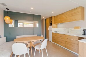 Chalet | Interior - Waterside Holiday Home in Kinrooi (Kinrooi)