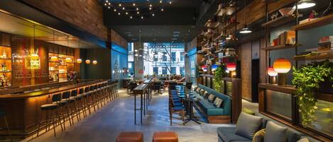 Bar (en la propiedad)