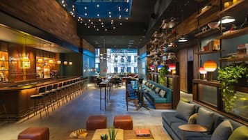 Bar (en la propiedad)