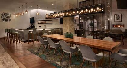 Near CU Boulder + Free Breakfast. Pool. Fitness.