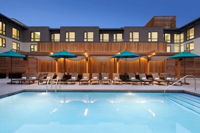 Near Pearl Street | Pool. Spa + On-Site Dining