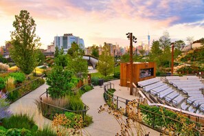 Property grounds - Distinctively Unique Stay In Lower East Side (New York)