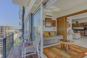 Terrace/patio - Stunning Ocean+Marina Views Rooftop Infinity Pool (Puerto Vallarta)