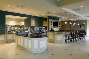 Dining - Near Twelve Oaks Mall + Dining. Indoor Pool. Gym. (Novi)