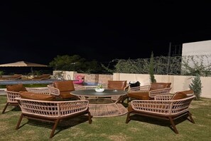 Property grounds - Surrounded by rolling hills, where pure nature brings peace and calm. (udaipur)