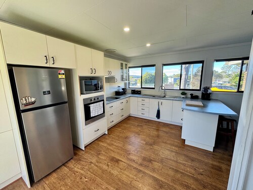 Convenient Private Unit - Eden 2 Bedrooms