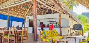 Free daily continental breakfast - Pangachumvi Beach Resort (Matemwe)
