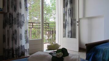 Apartment, 2 Bedrooms, Terrace, Garden View | 3 bedrooms