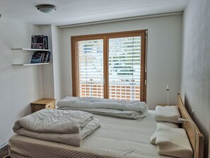 Internet - Perrine by Interhome (Saas-Fee)