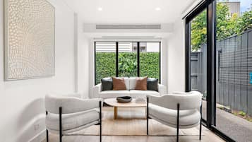 Apartment | Living area