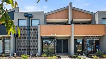 Apartment | Reception