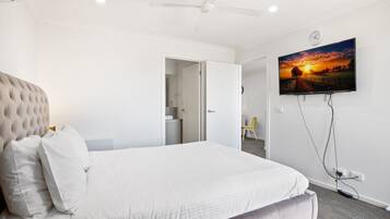 Apartment | 2 bedrooms, bed sheets