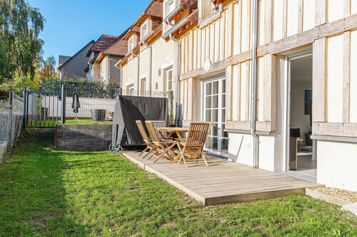 Bright Family Home Near Deauville