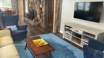 TV, fireplace, offices