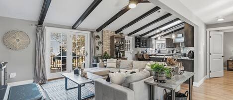 Smart TV, fireplace, video games, offices