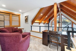 Een televisie en een kantoor