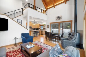 Televisión, oficina