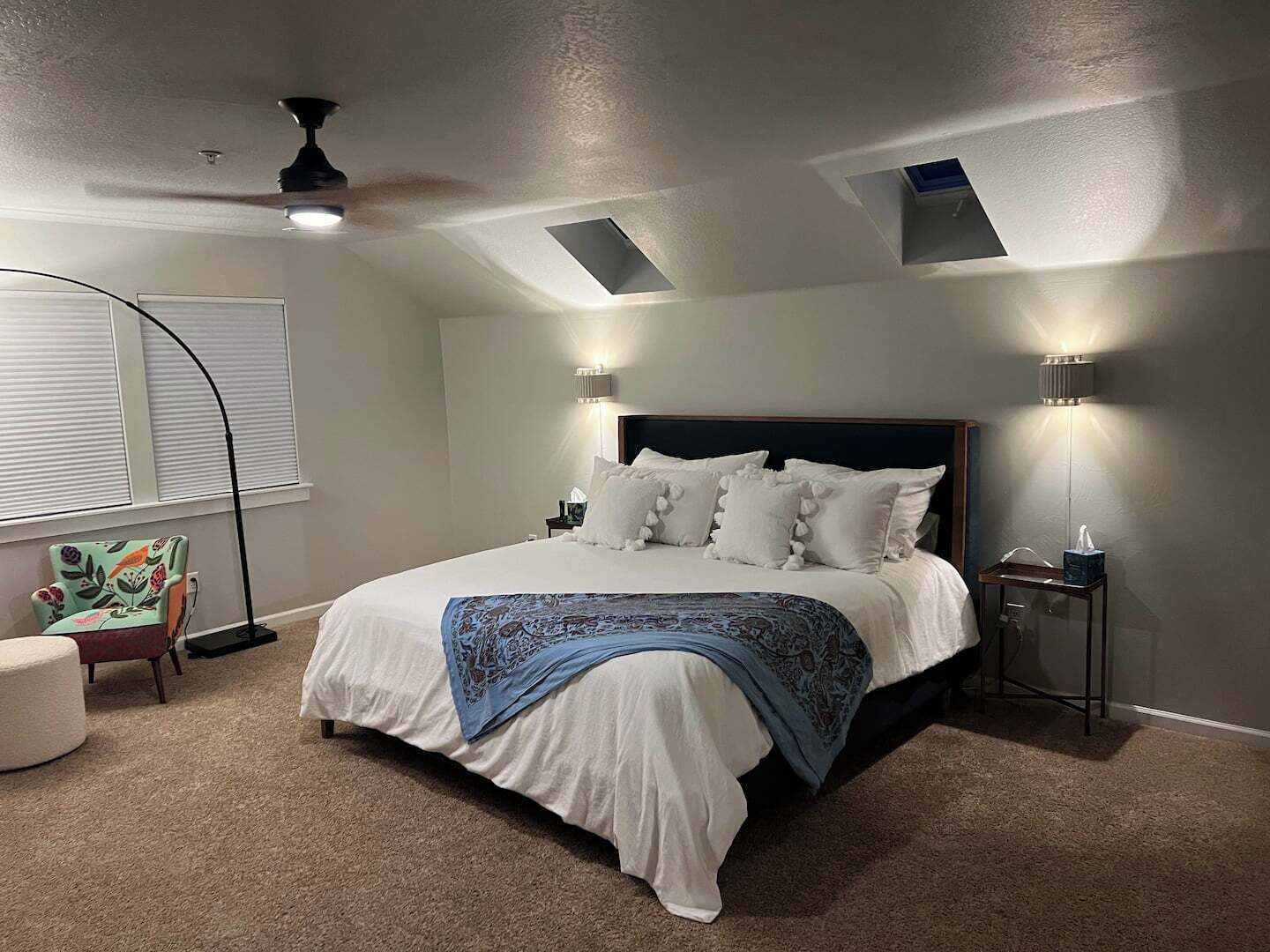 Iron/ironing board, free WiFi, bed sheets