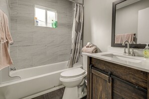 Hus (3 Bedrooms) | Innvendig