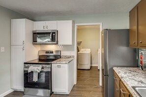 House (3 Bedrooms) | Interior - 2 Mi to Motor Speedway! Indy Home w/ Fenced Yard (Indianapolis)