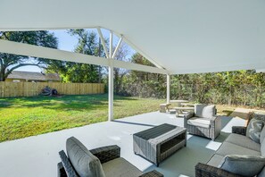 Interior - Furnished Patio! Family Home Near Houston Airport! (Houston)