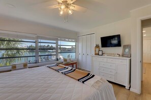Apartment (2 Bedrooms) | Interior - Waterfront Oasis Across From Treasure Island Beach (Treasure Island)