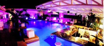 100m to Walking st, Clubs ,bars & Restaurants, 2 Portable Air-air-conditioners,