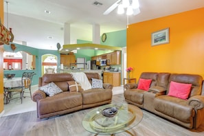 House (3 Bedrooms) | Interior