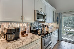 Apartment (2 Bedrooms) | Interior - Walkable Beach Retreat! Miramar Resort Condo (Miramar Beach)