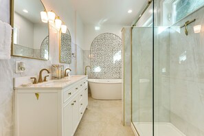 Apartment (3 Bedrooms) | Interior - Explore Historic Dtwn! Modern Apt in Wilmington (Wilmington)