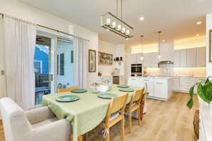 Apartment (3 Bedrooms) | Interior - Explore Historic Dtwn! Modern Apt in Wilmington (Wilmington)