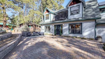 House (5 Bedrooms) | Front of property