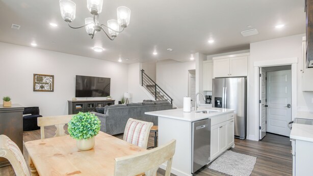 Apartment (4 Bedrooms) | Front of property - 2 Mi to Hospitals: Newly Built Idaho Falls Retreat (Idaho Falls)