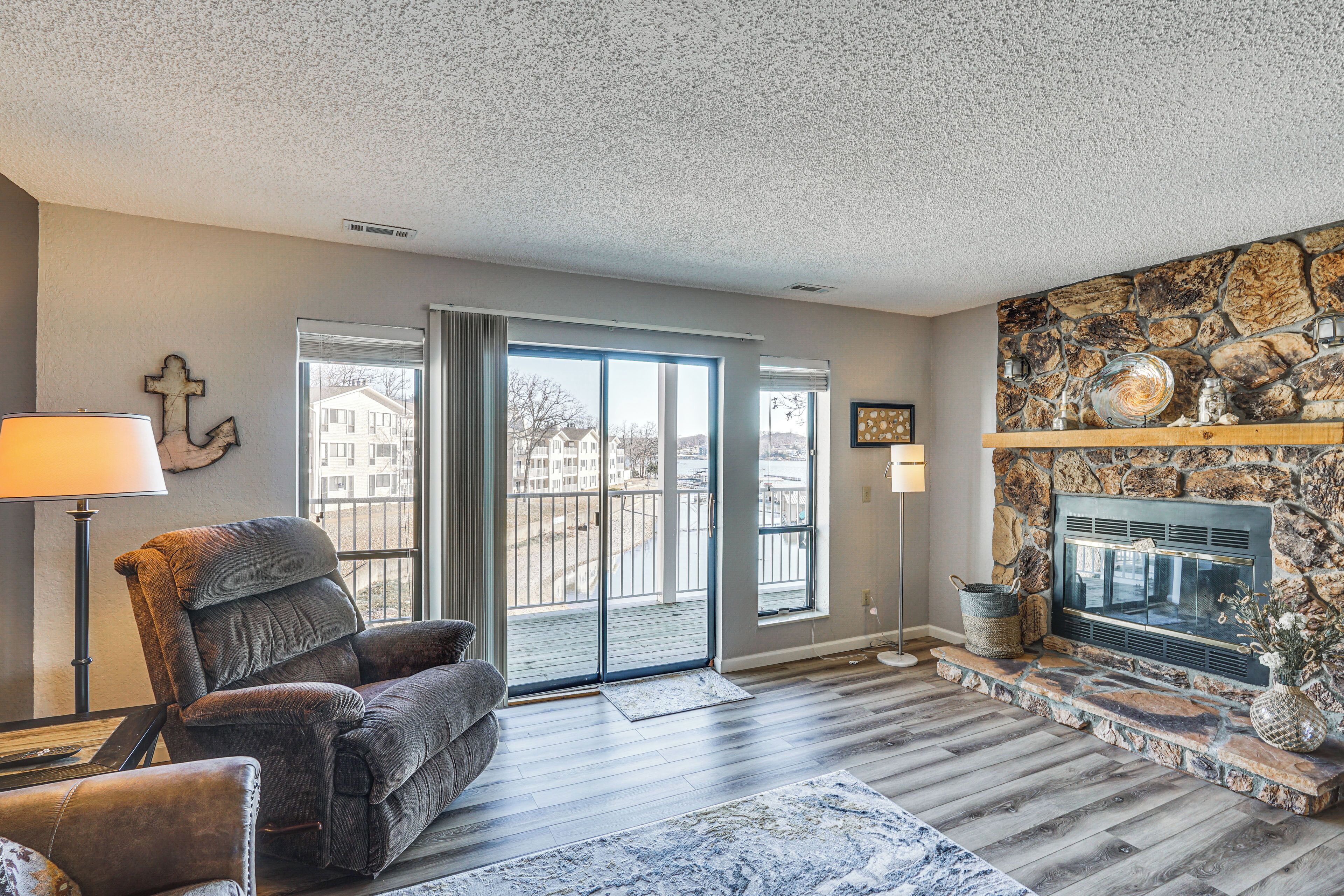 Apartment (3 Bedrooms) | Front of property