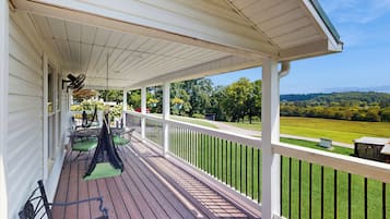 House (2 Bedrooms) | Bahagian dalam